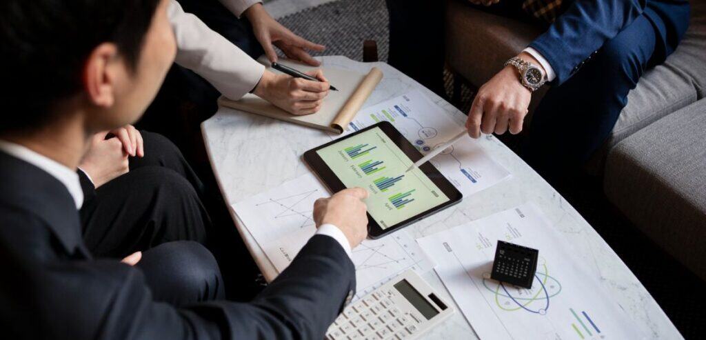 Strategies for Managing Rolling Reserves